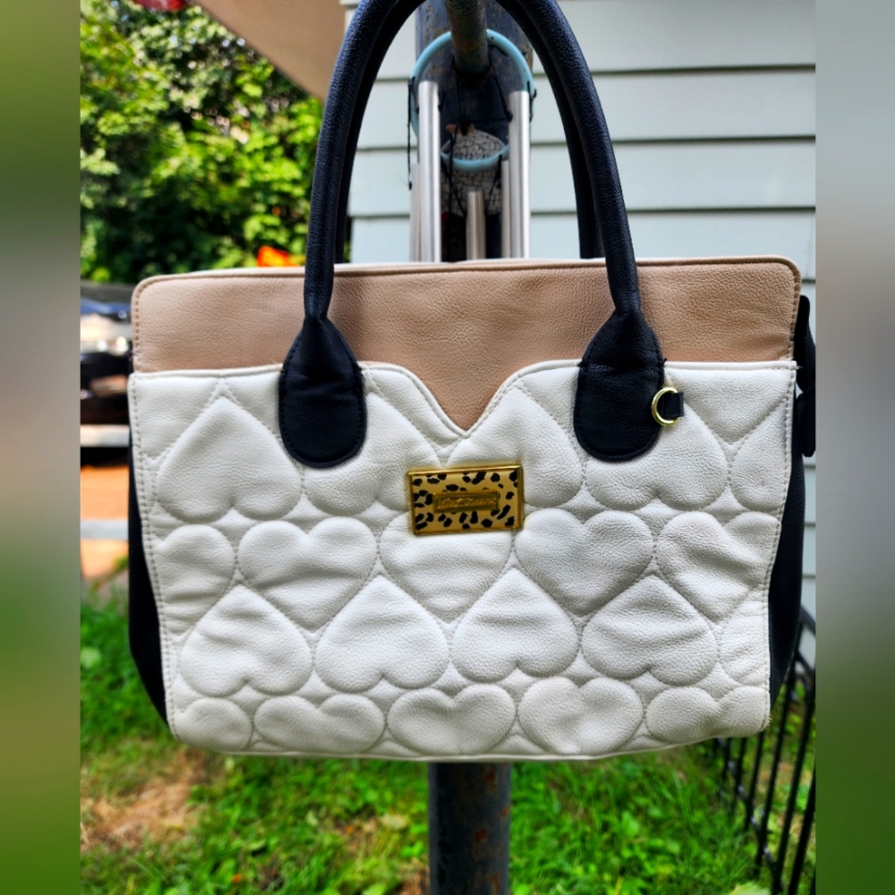 Betsey Johnson, Handbag, White/Black/Cream